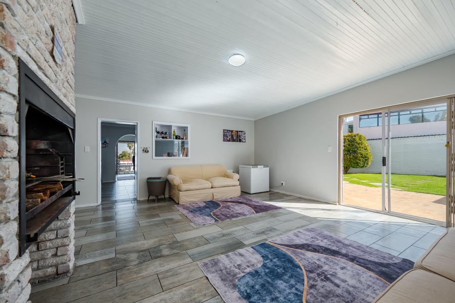 4 Bedroom Property for Sale in Briza Western Cape